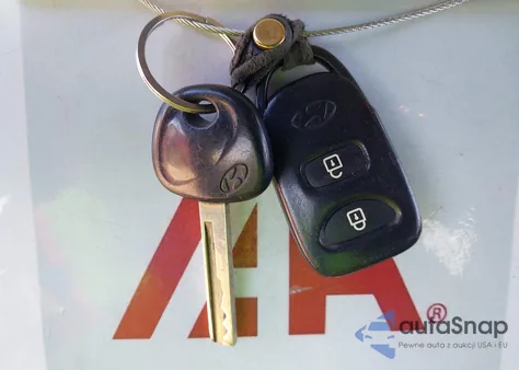 2013 Hyundai Accent Gls из США, поврежденный, VIN KMHCU4AE2DU480751